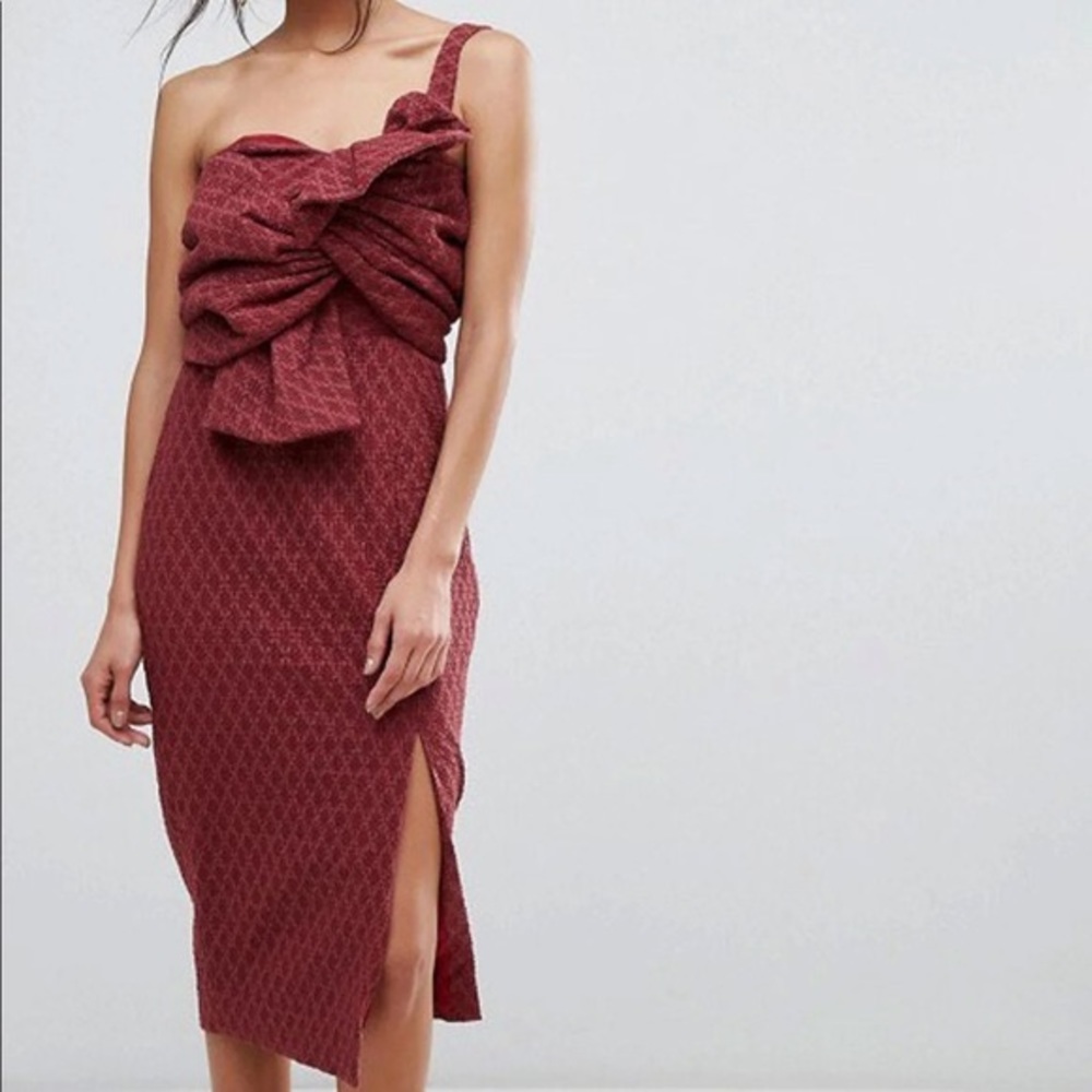 CAMEO CMEO Collective midi Give you up ruffle avant one shoulder dress size L